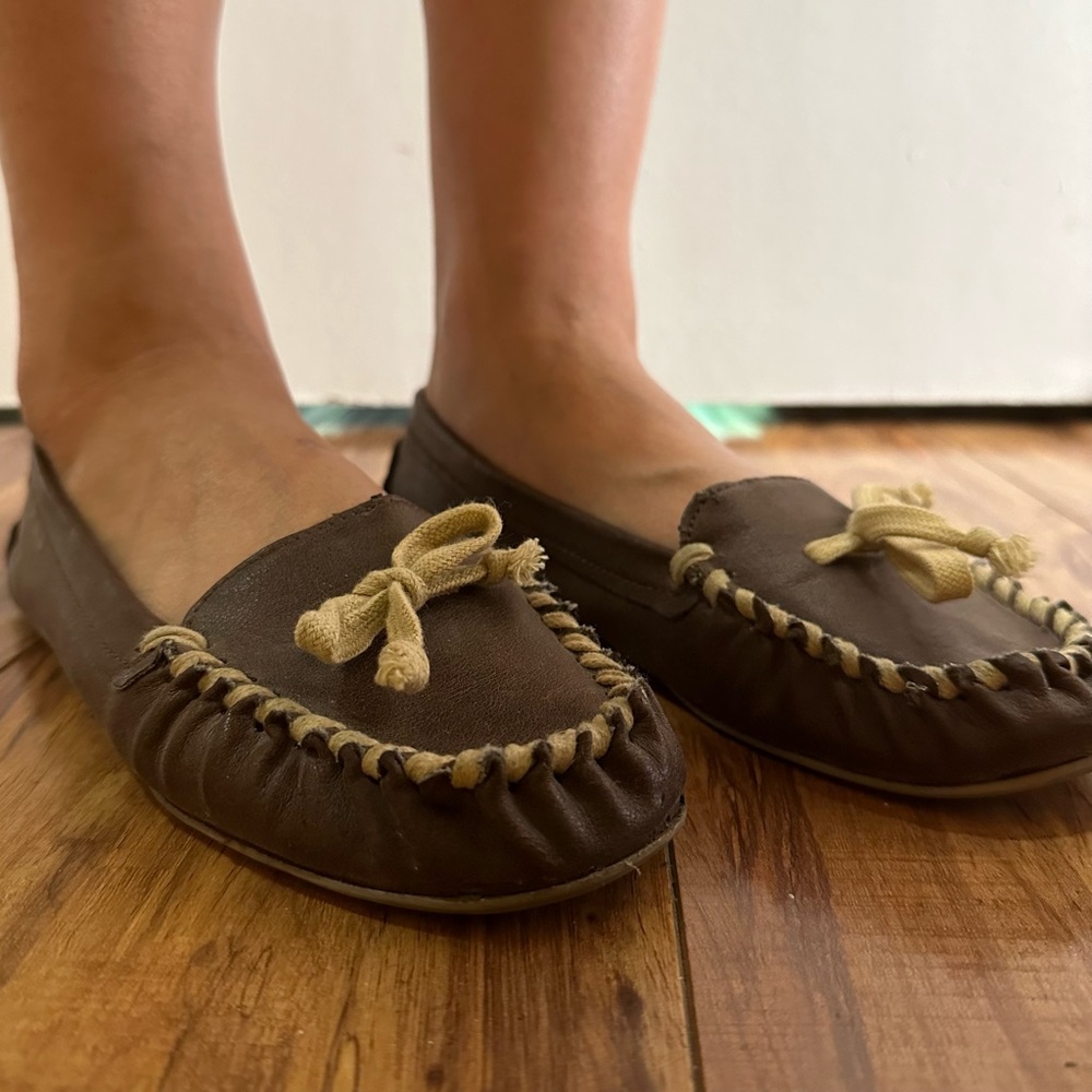 F21 Brown Moccasin-style Flats